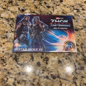 Thor: Love and Thunder Guitar Pick Set
